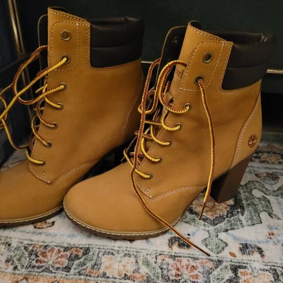 Timberland Tillston Leather Heeled Boot - Picture 8 of 8